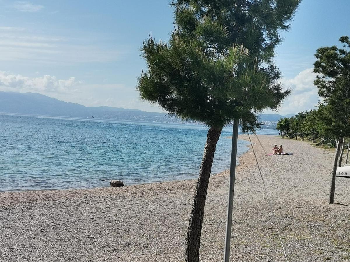 Apartmani Omišalj Εξωτερικό φωτογραφία